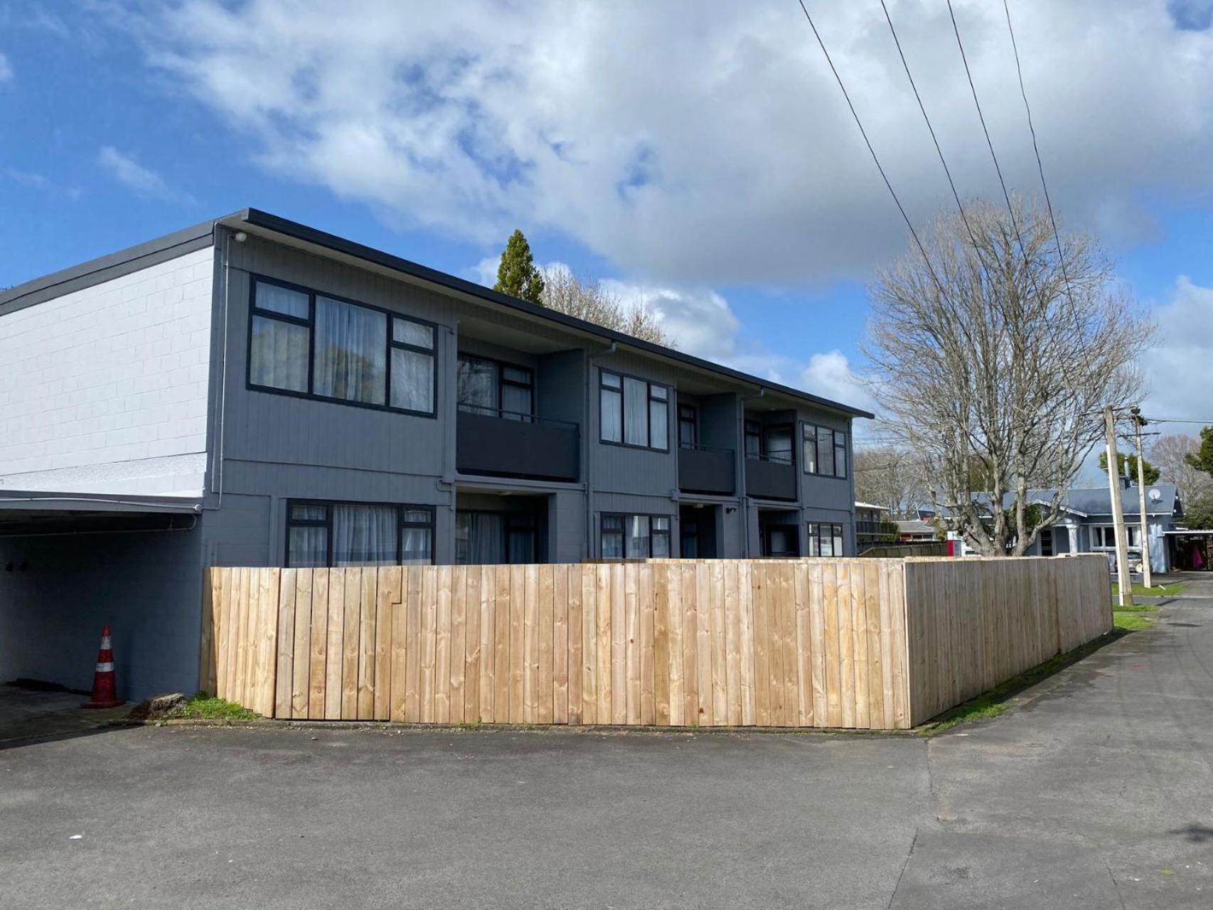 Stanley Apartments ハミルトン エクステリア 写真